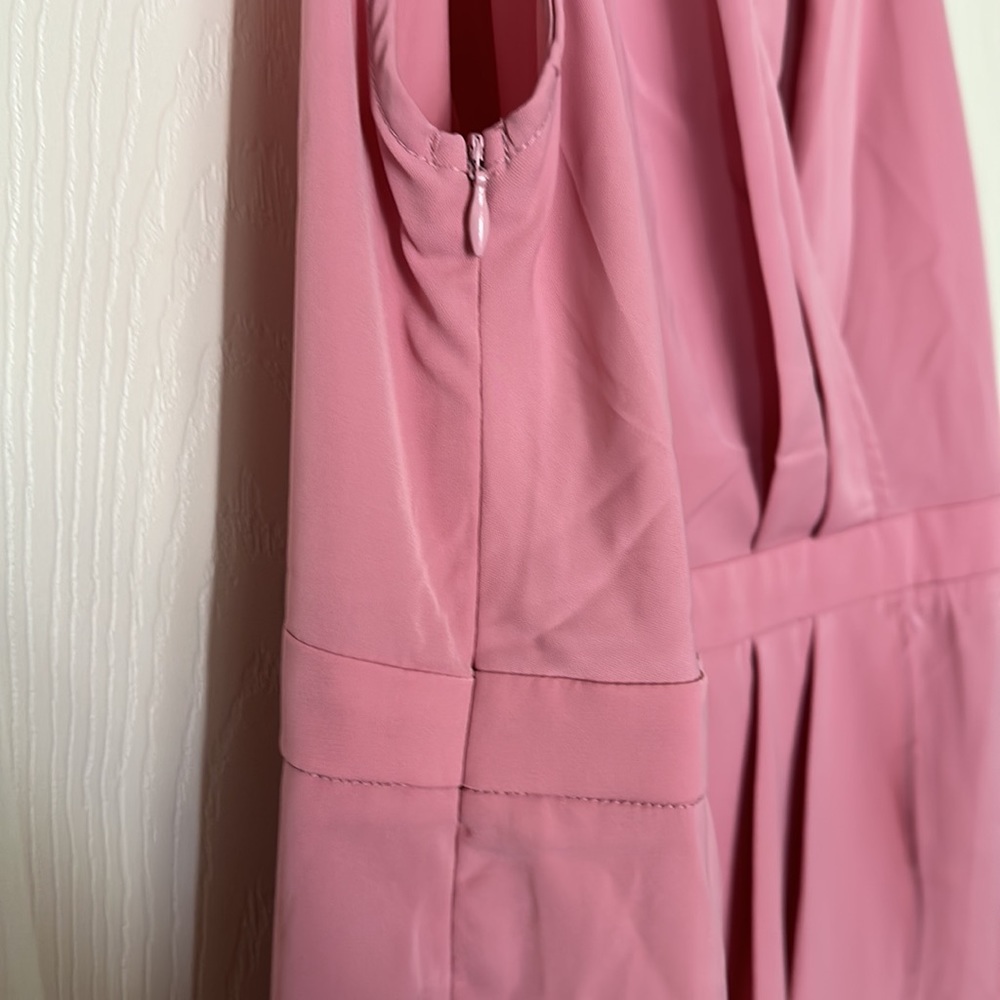 Pink Flowy Sleeveless Dress - Picture 5 of 6